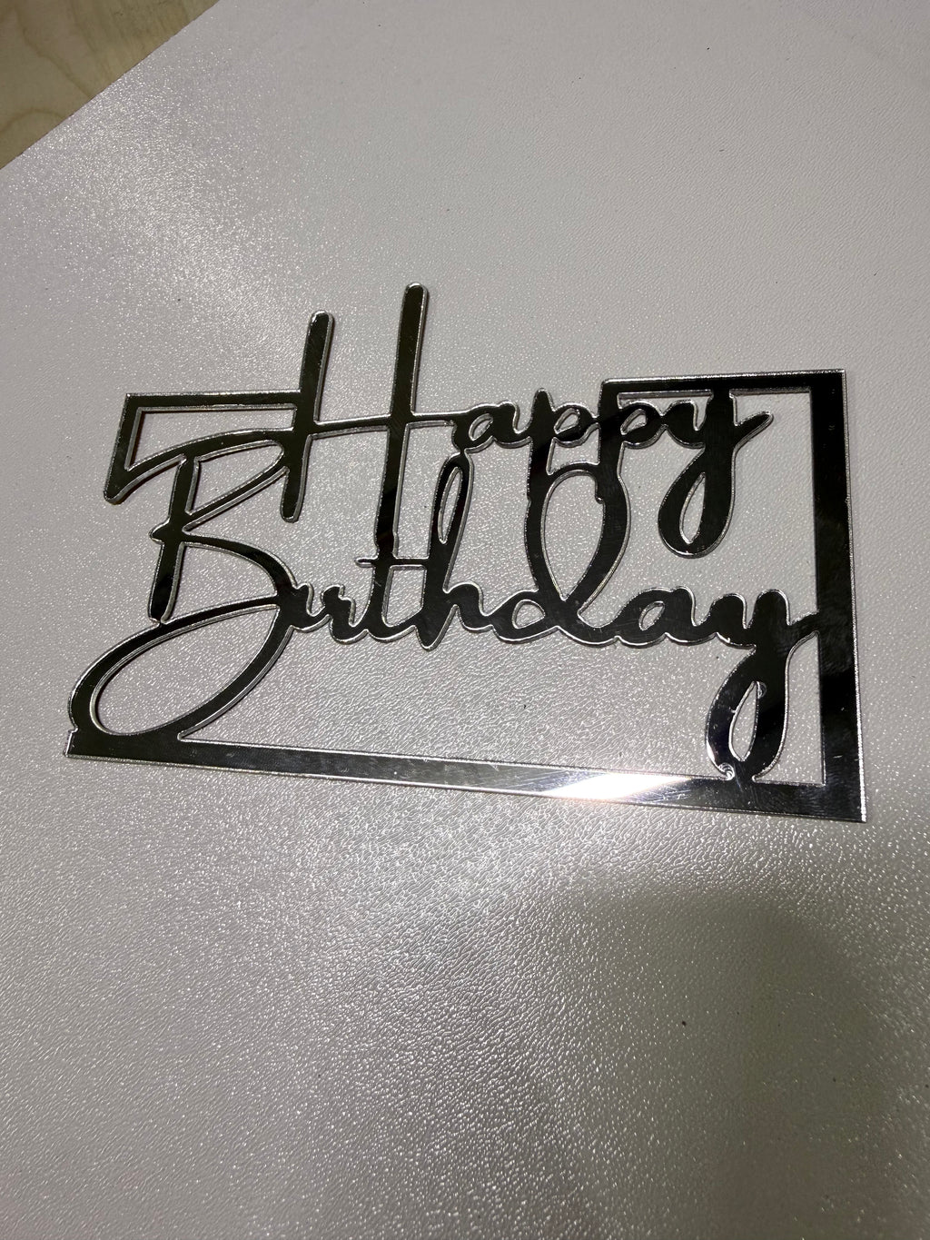 20'li Gümüş Aynalı Pleksi Çerçeveli "Happy Birthday" Pasta Üstü Süs (Cake Topper) - Toptan Fiyat Avantajı
