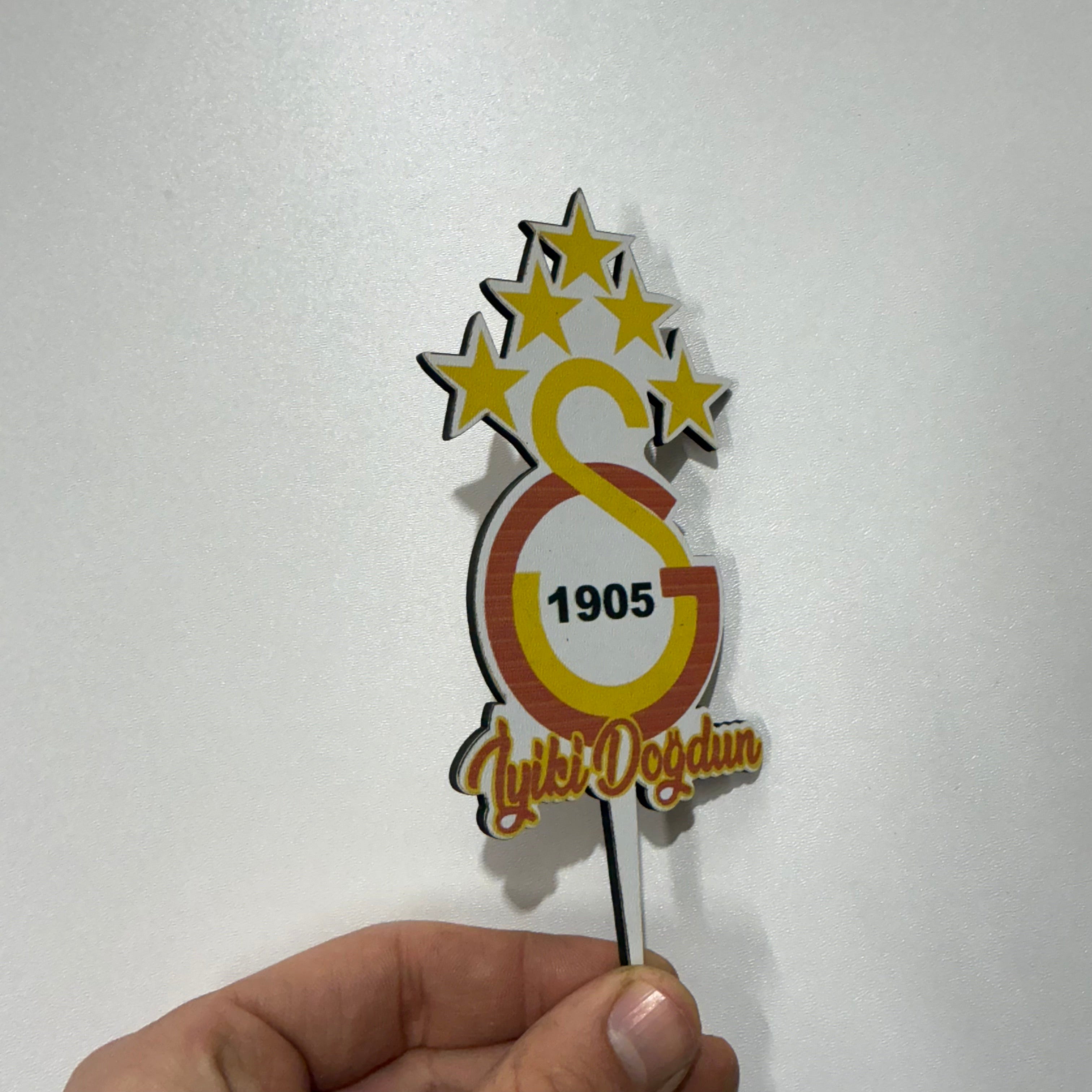 20’li Paket Renkli Baskılı MDF Pasta Süsü Takımı – Karakter & Motto Serisi (Adet 10 TL)
