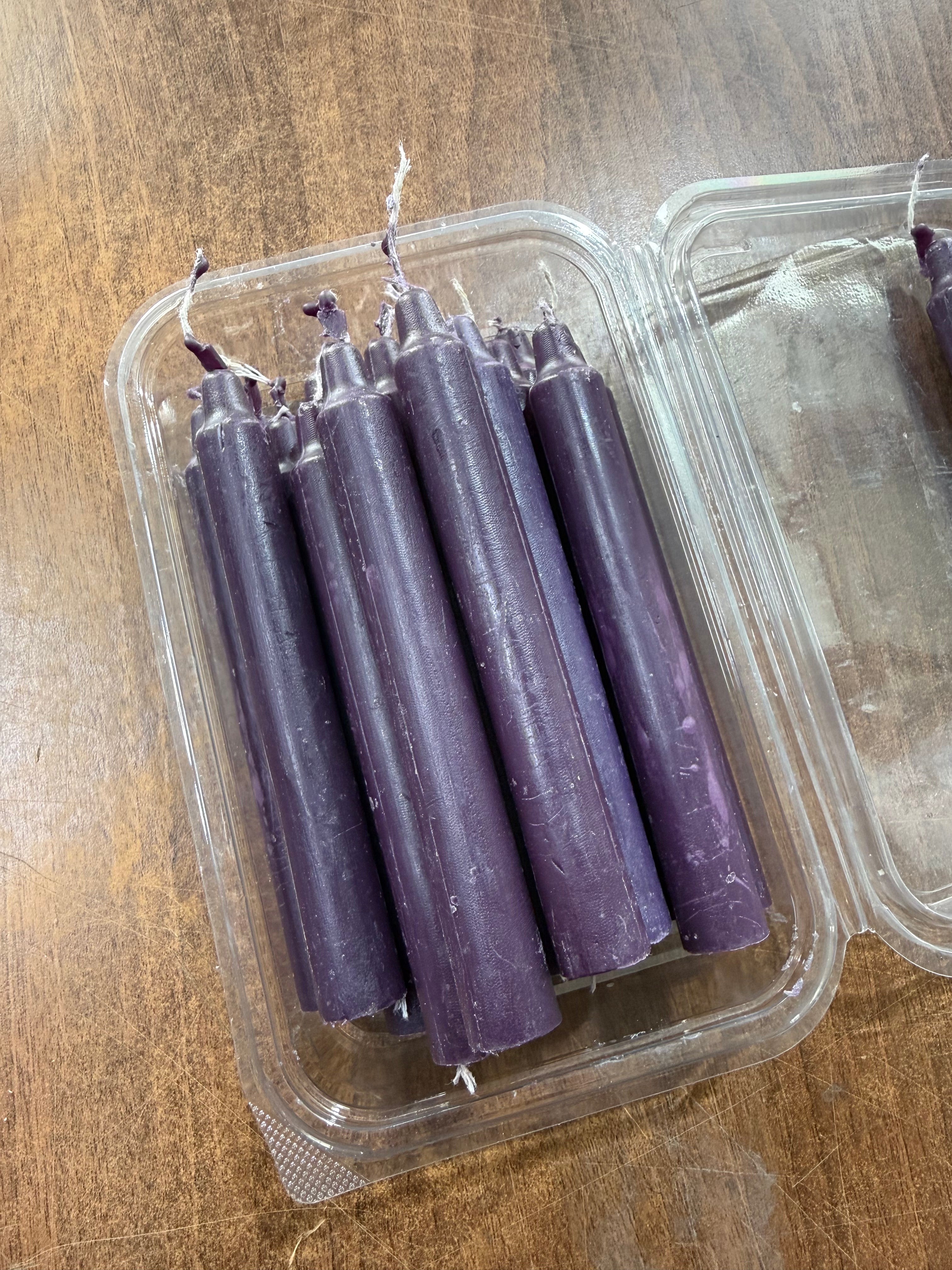 20’li Paket Klasik Mor Mum Serisi – "Geleneksel Bakkal Mumu ile Meditasyon ve Ayinlerin Saf Işığı"