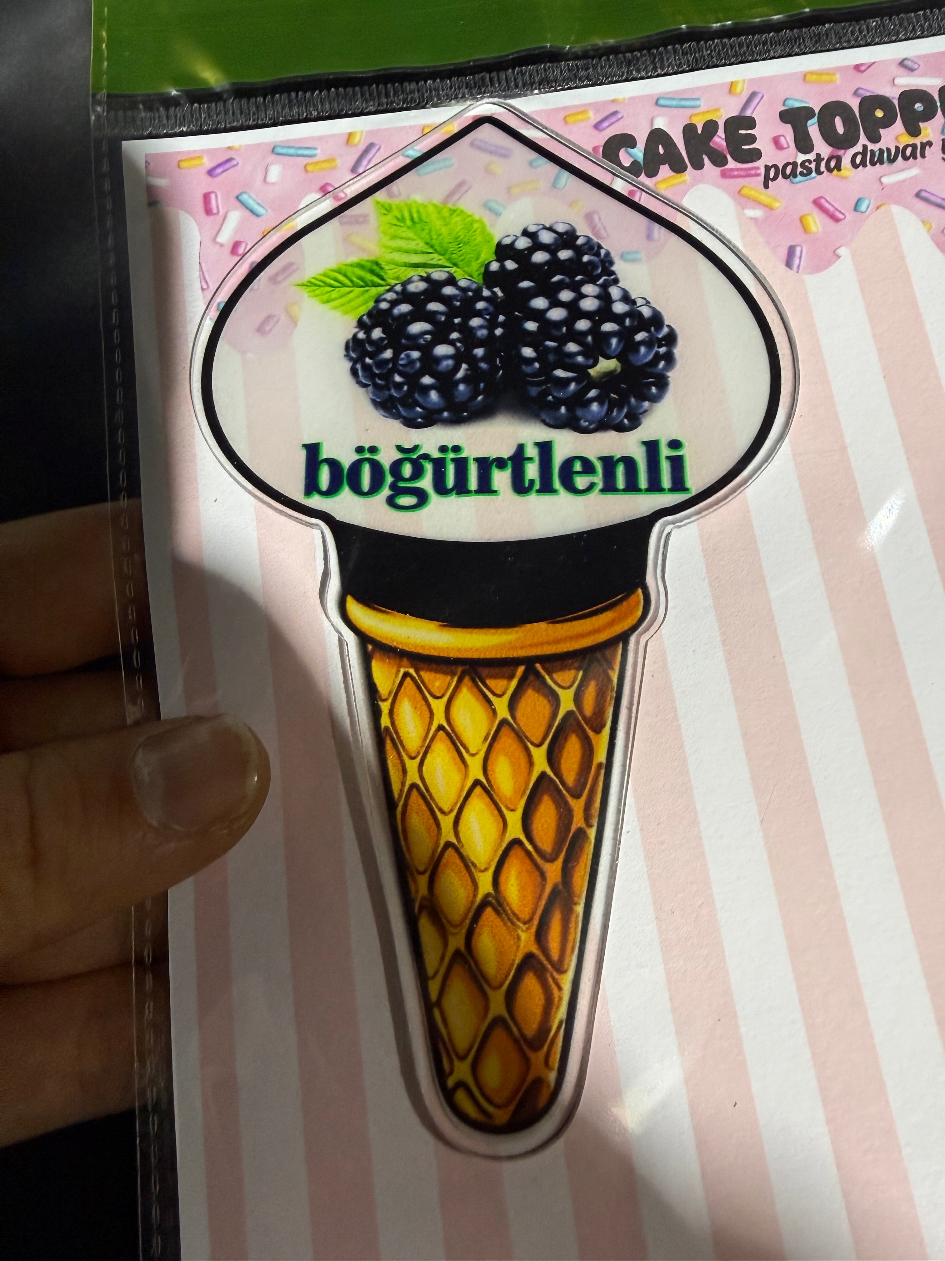 (1 adet) Dondurma Temalı 'Böğürtlenli' Parlak Pleksi UV Baskılı Kişiselleştirilebilir İsimlik