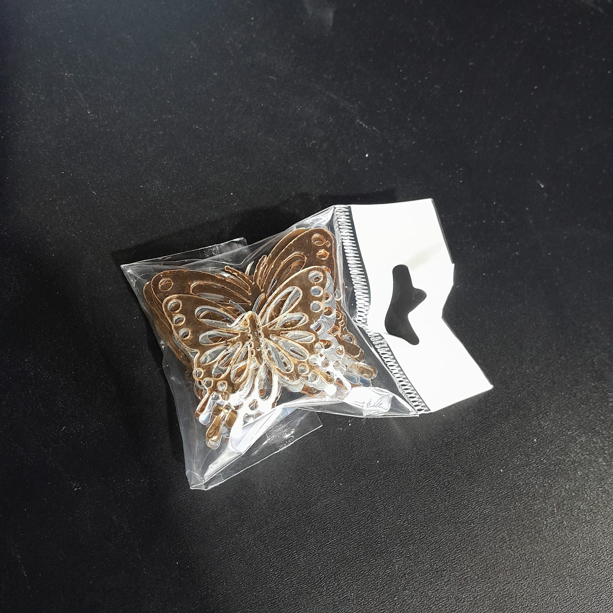 Pasta Üstü Kelebekler | Gold | Paket