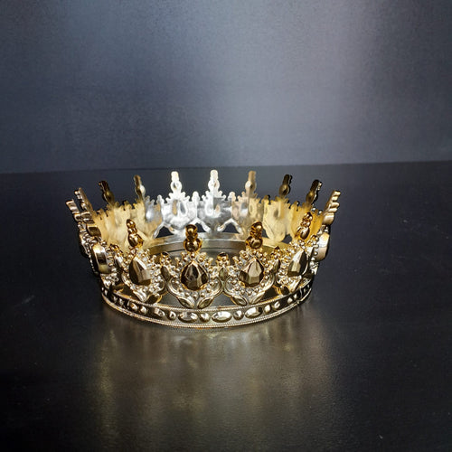 (5 Adet) Taç – Metal Görünümlü Dekoratif ve Partilere Uygun Aksesuar