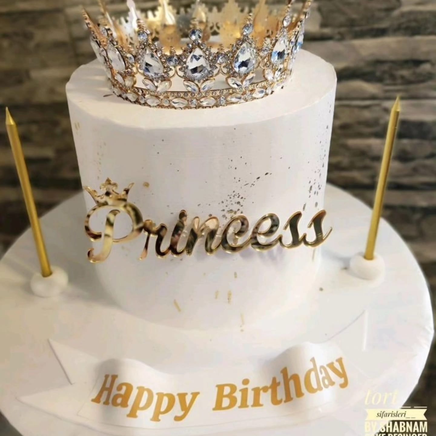 Pasta Üstü Pleksi Yazı – Princess Taçlı (Altın / Gümüş Seçenekli)